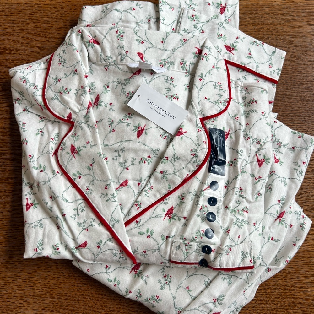 Charter Club Women’s Pajama Set - Winter Cardinals - 100% cotton. NWT.